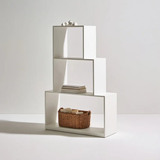 Biały schodkowy regał z płyty MDF 80 × 30 × 160 cm